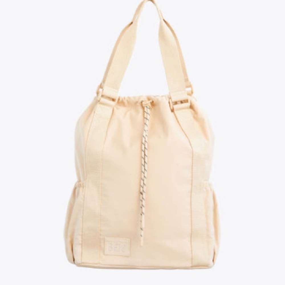 NWT Beis Sport Tote